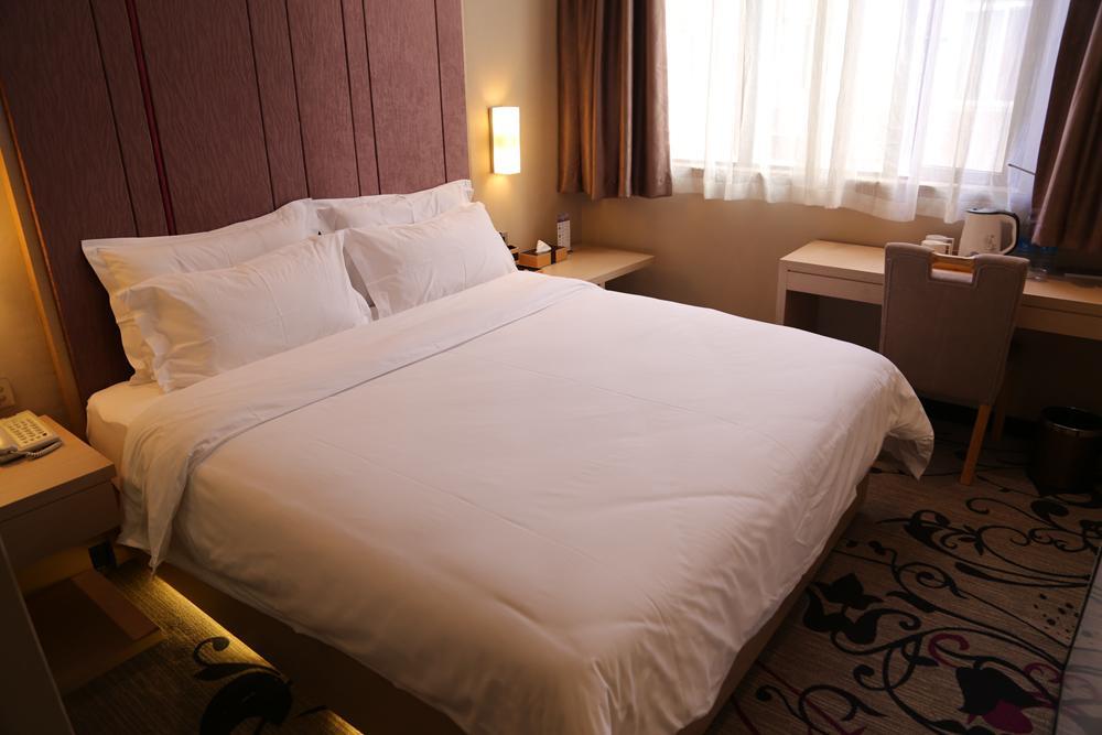 Lavande Hotel Shanghai Hongqiao Airport Wuzhong Road Exterior foto